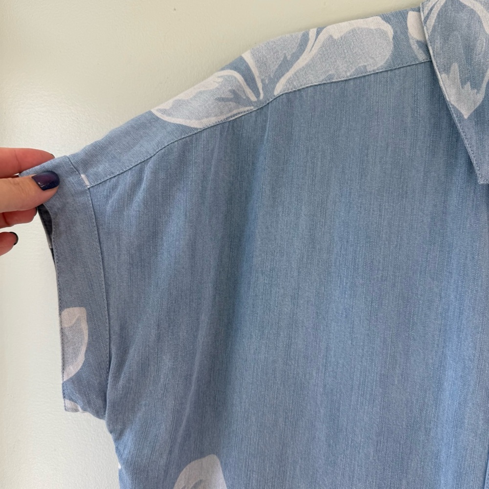 Soft Surroundings Women's Denim-Blue Tencel Chambray Lochlea Tunic Shirt - Picture 13 of 14